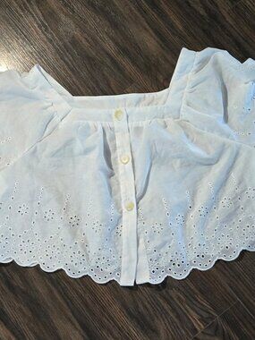 SHEIN "Curve" White Eyelet Crop Blouse NWOT/SIZE OXL